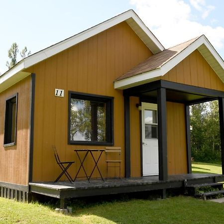 Chalets Du Lac Matapedia Val-Brillant Eksteriør bilde